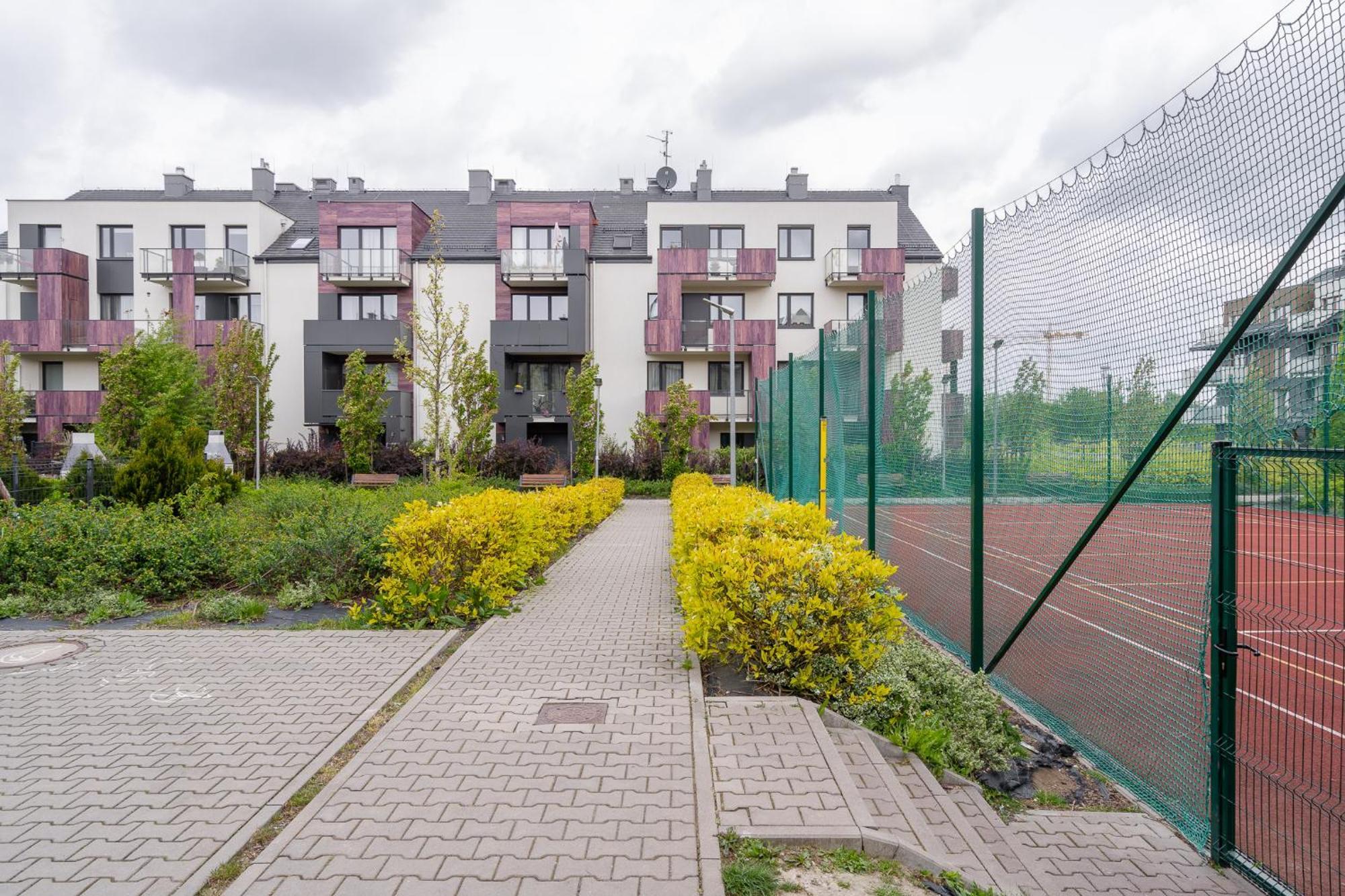 Rentplanet - Apartament Partynice Apartment Wroclaw Luaran gambar